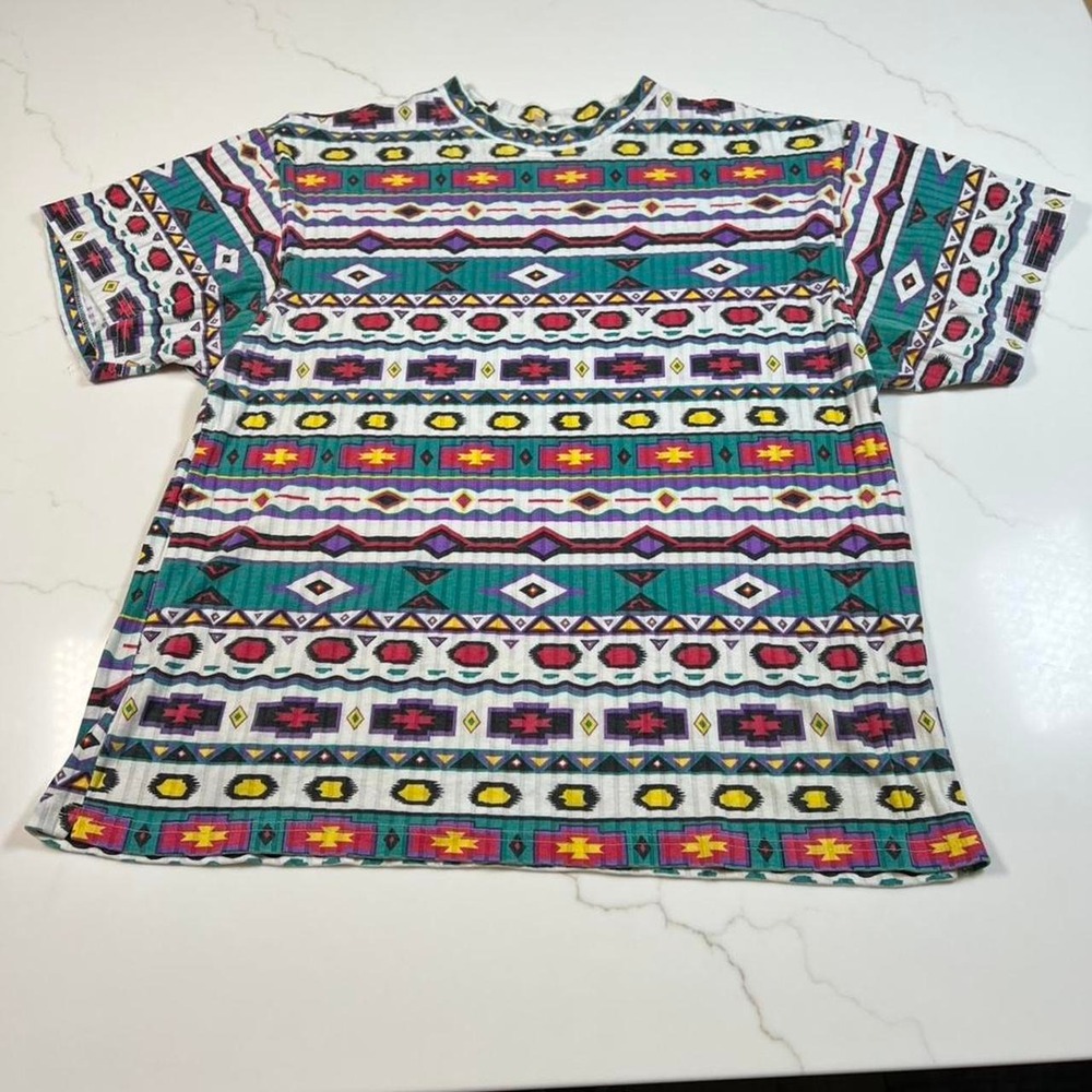 Vintage Aztec surf all over print lightweight trendy shirt - Picture 2 of 6